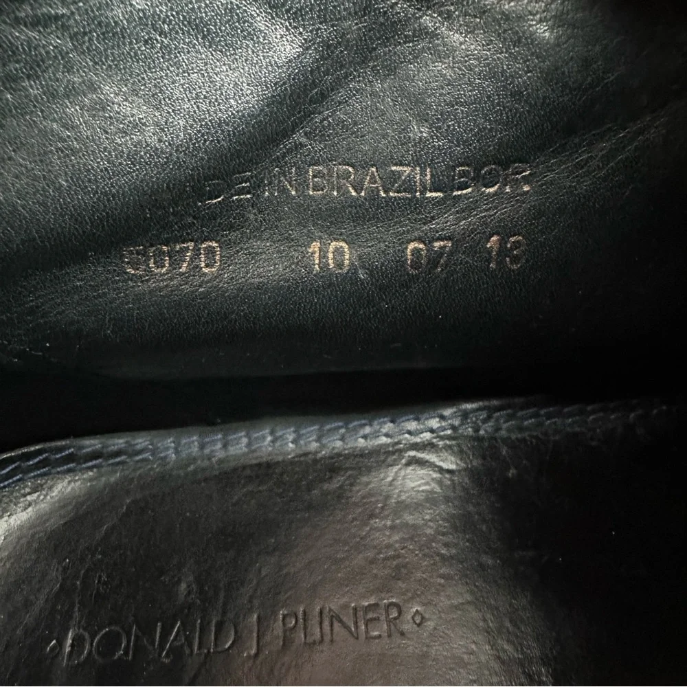 Donald J. Pliner Black Leather Chukka Boots Mens 10